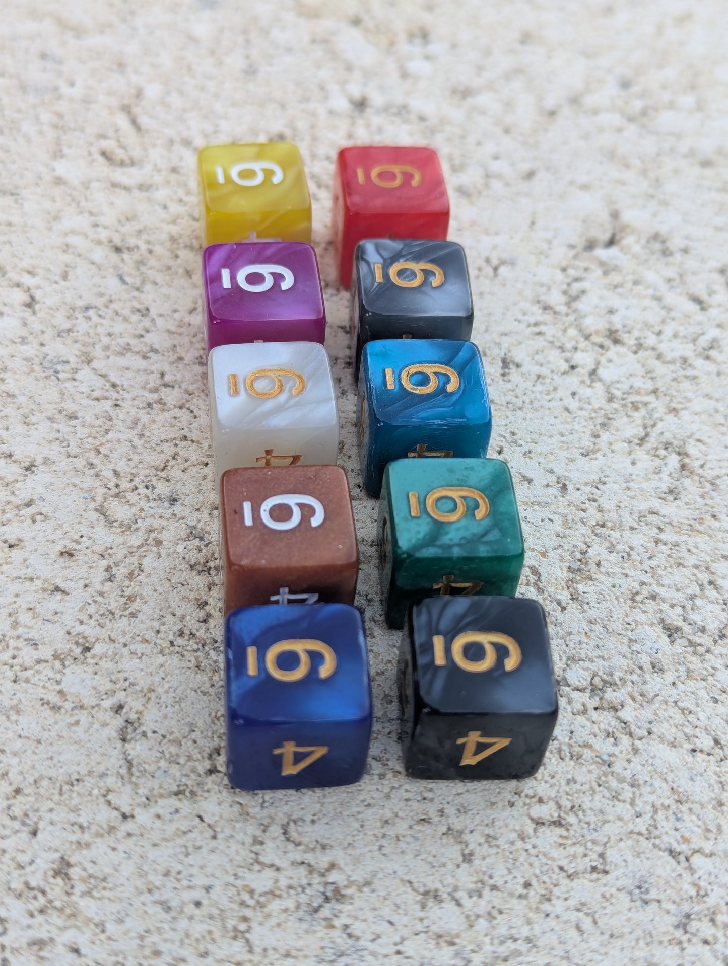 Dice Set - Plastic Dice - 7 Dice RPG Set