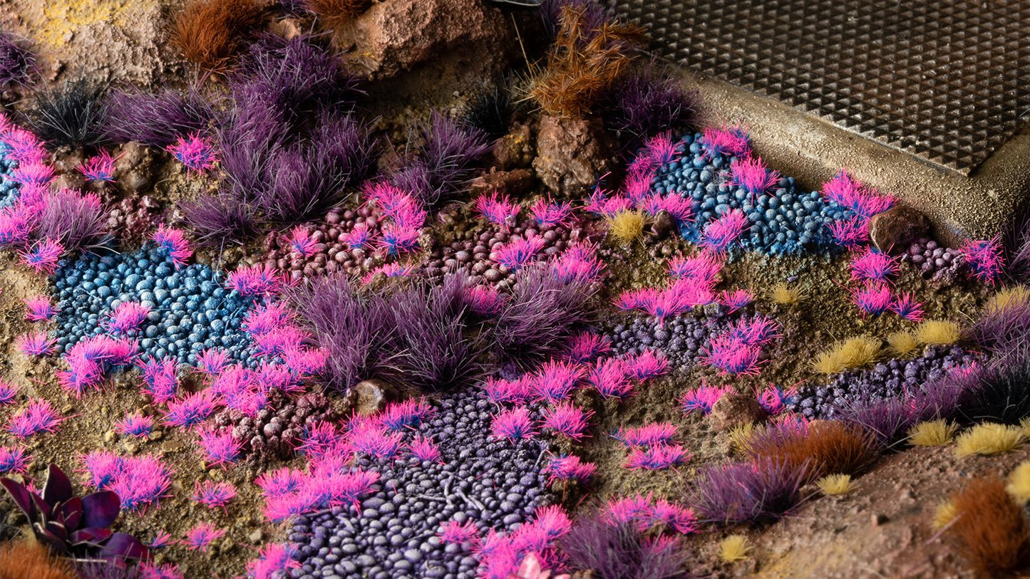 Gamers Grass - Tiny Tufts Alien Neon